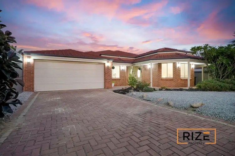 51 Camelot Grove