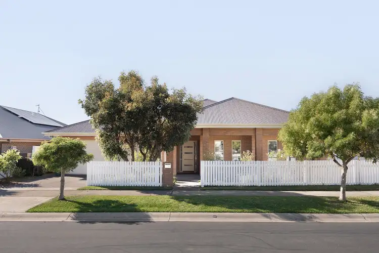 15 Hordern Street