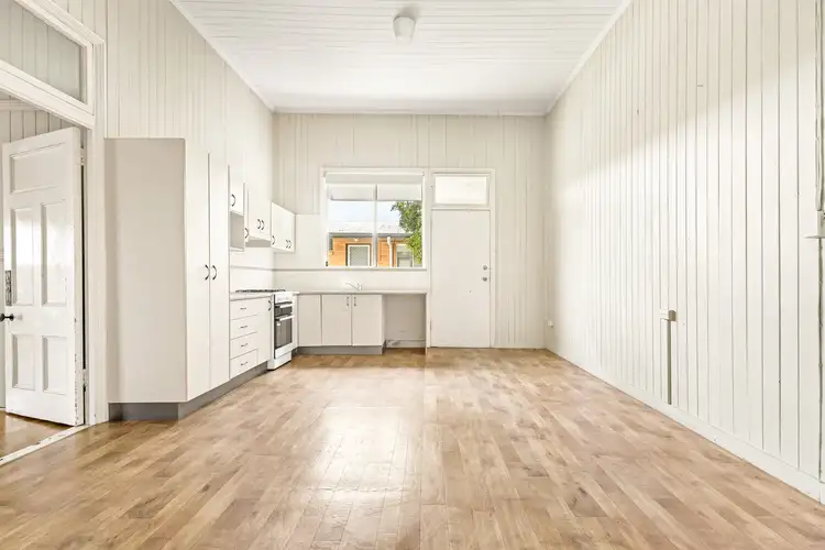 237 Moray Street