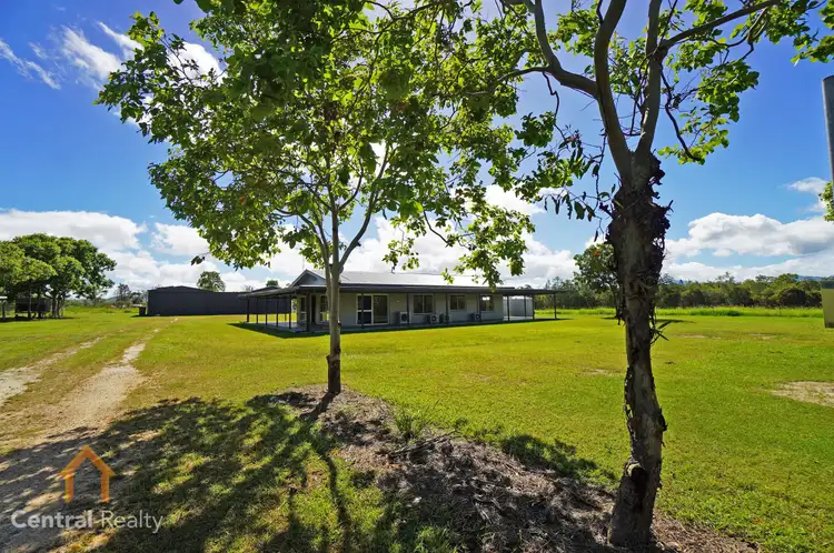 15 Emerald Heights Road