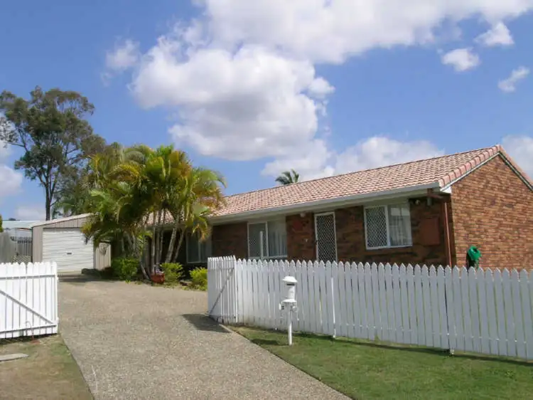 3 Ashwood Close