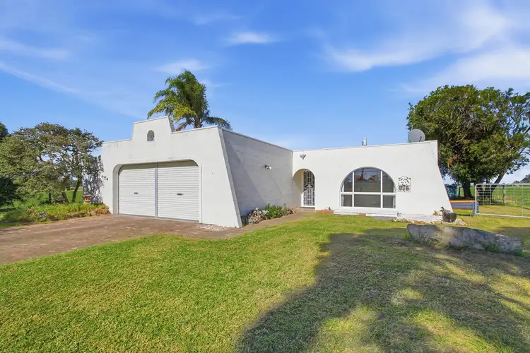 729 Llowalong Road