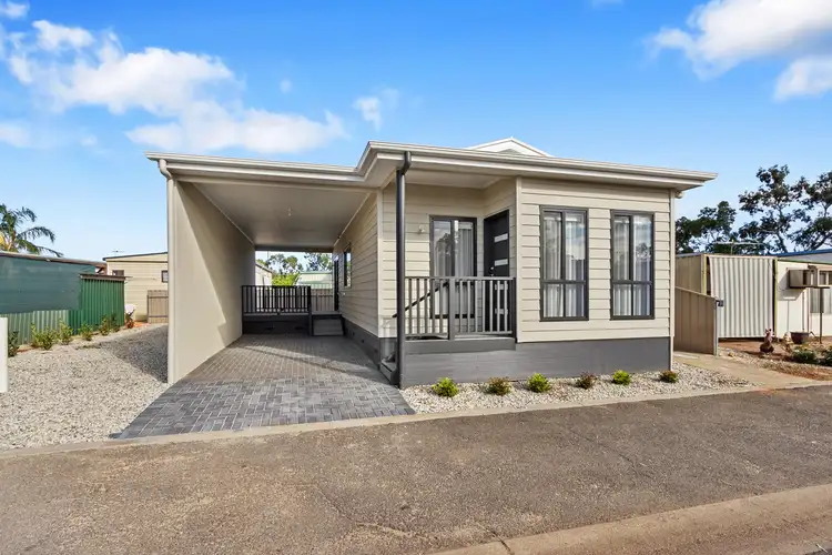 80 Fifth Avenue 36 Hillier Road,