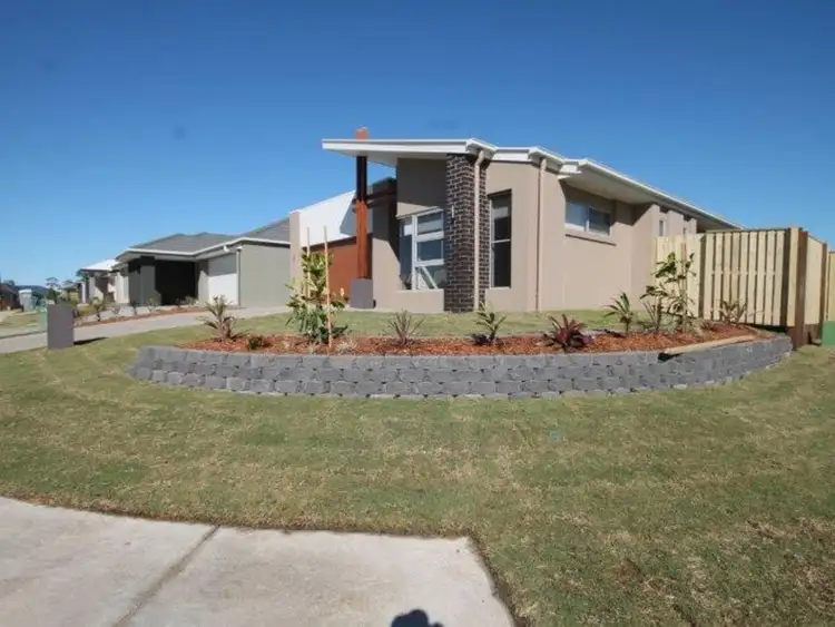 41 Dent Crescent