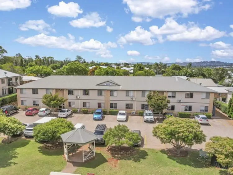 5-7 Uniplaza Court