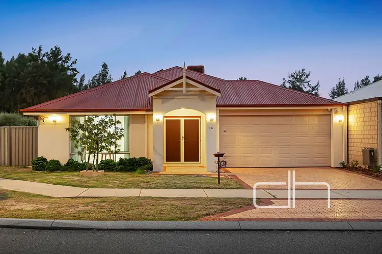 14 Achamore Street