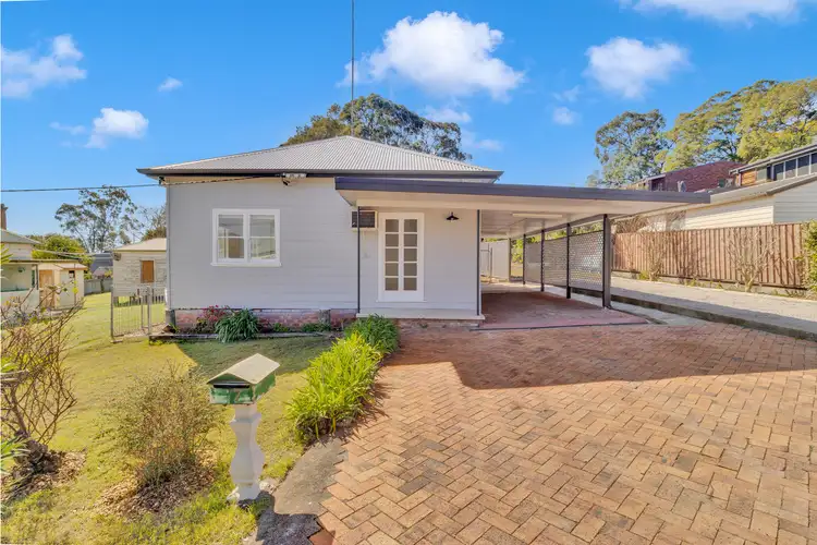 7 Lochinvar Street