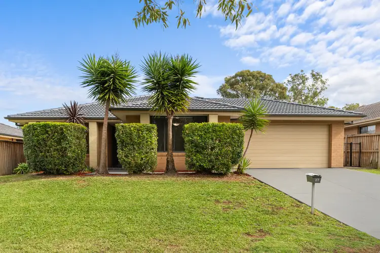 27 Stonebridge Drive