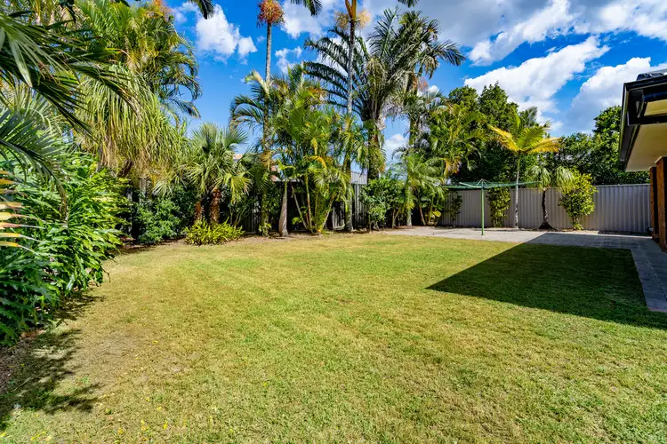 12 Barrier Reef Drive