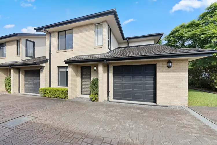 263-265 Henry Parry Drive