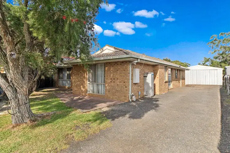 14 Laird Close