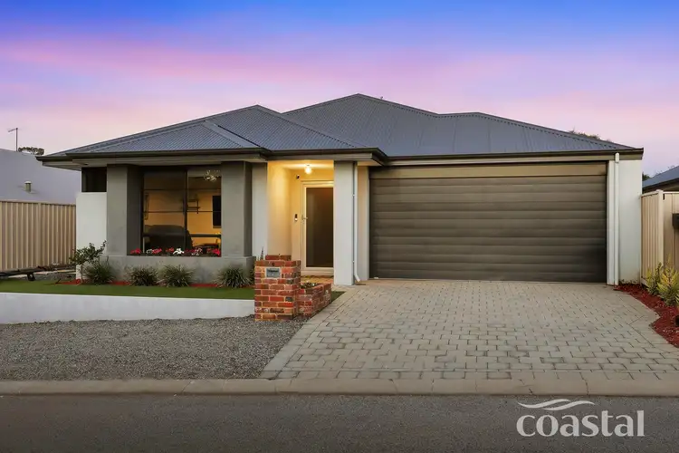6 Kawana Grove