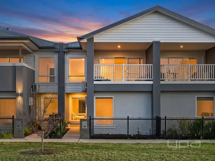 4 Calderwood Walk