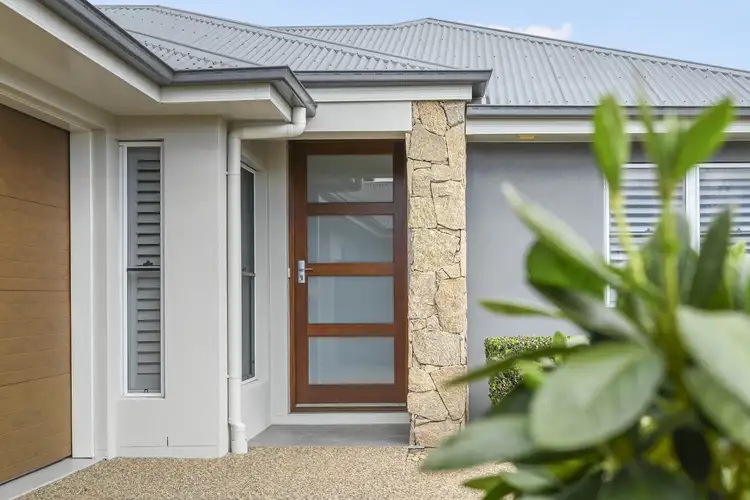 66 Calypso Crescent