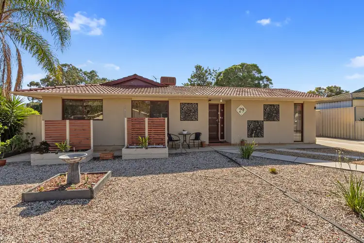 29 Jones Crescent