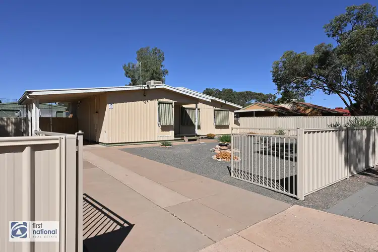 46 Kirwan Crescent