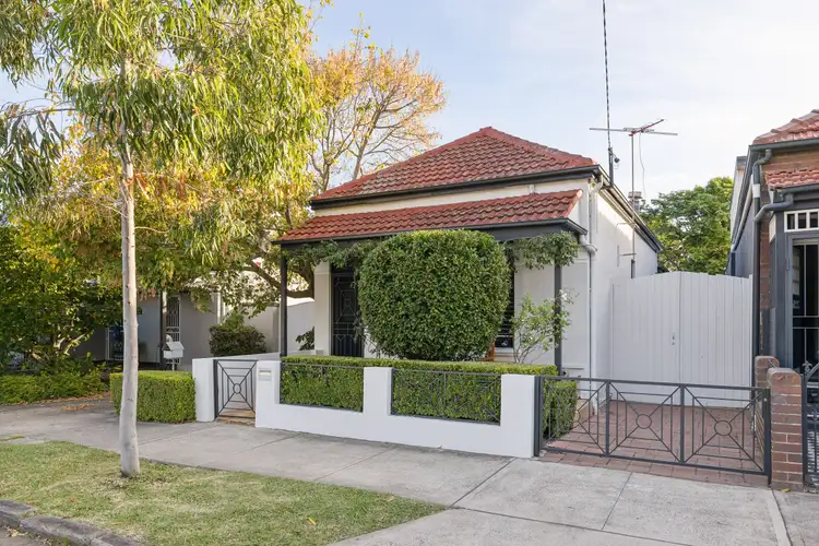 6 Emmerick Street