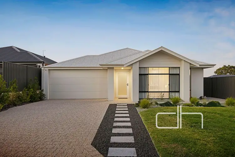 4 Rosmarino Drive