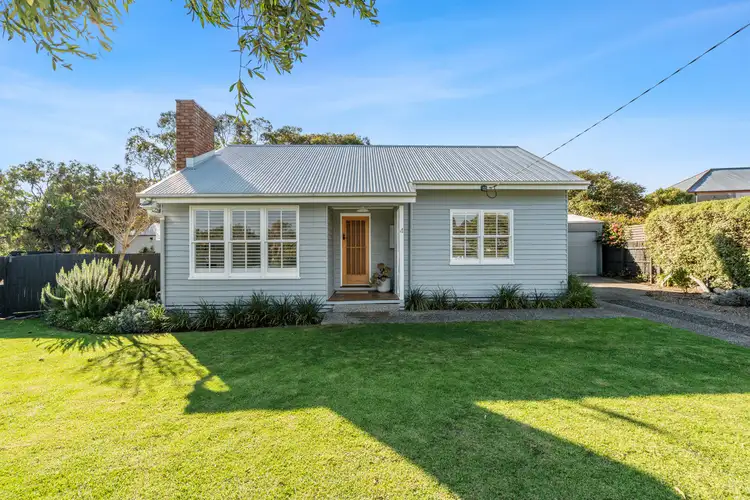 4 Ritchie Court