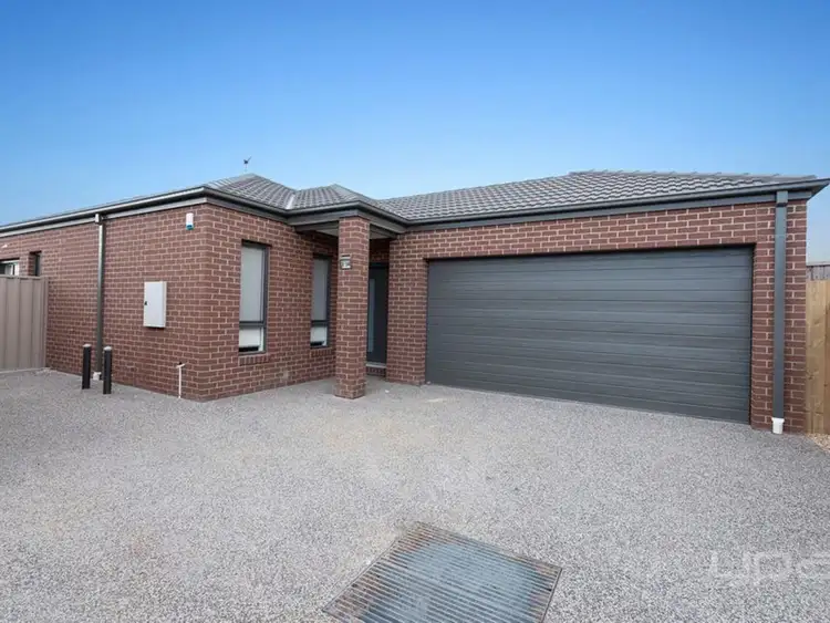 54 Caruana Crescent