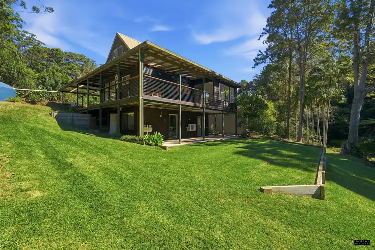 61 Elk Avenue