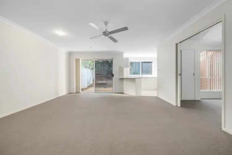 25 Nottingham Drive