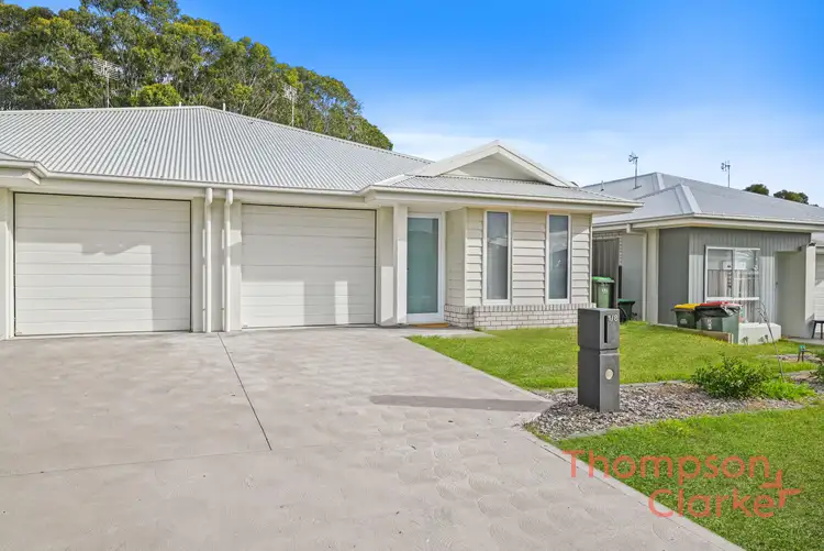 8A Guardsman Grove