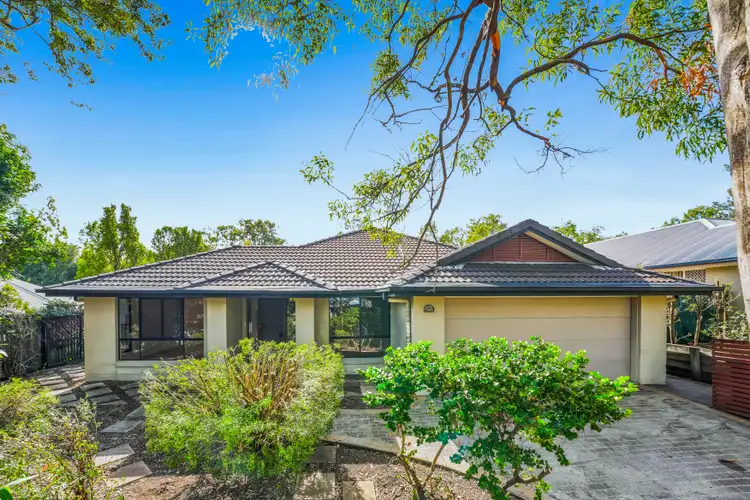 66 Brookeside Crescent