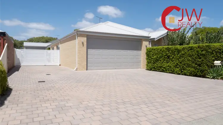 12 Bourke Way