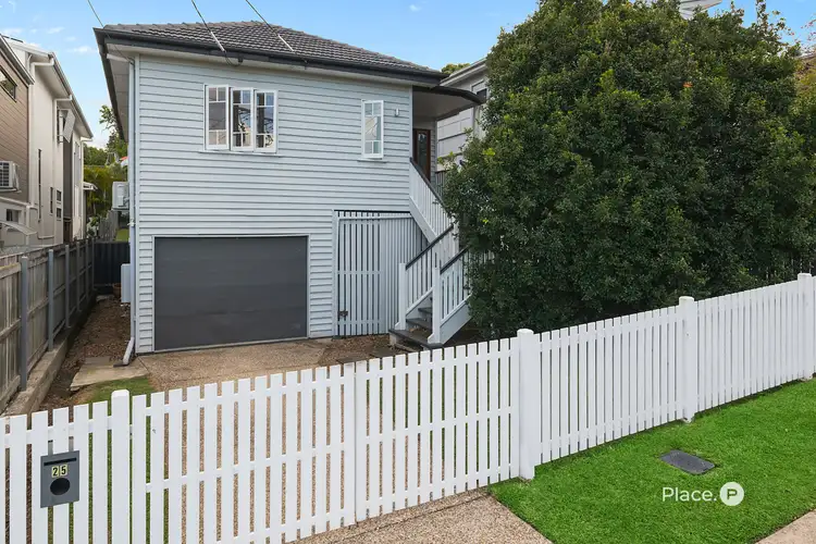 25 Raven Street