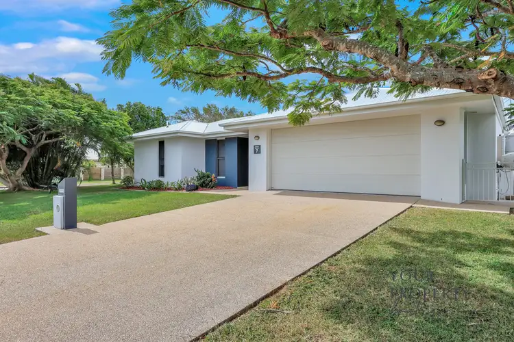 7 Carla Drive