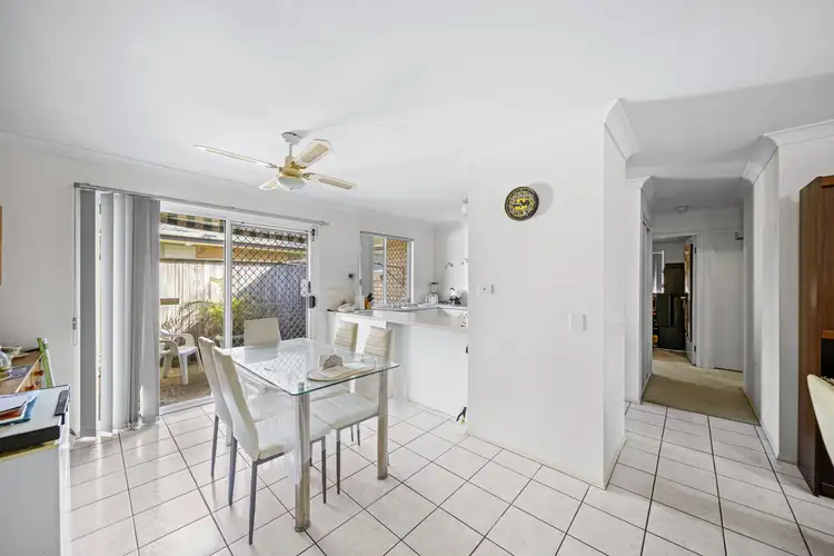 6 Pristine Court