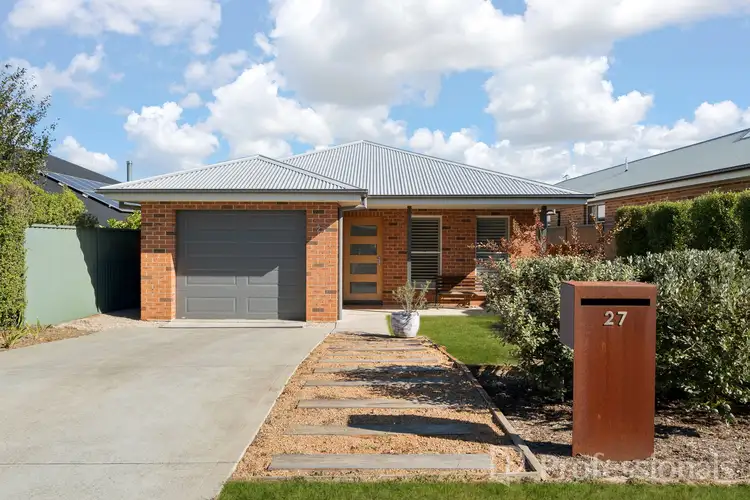 27 Marriot Avenue