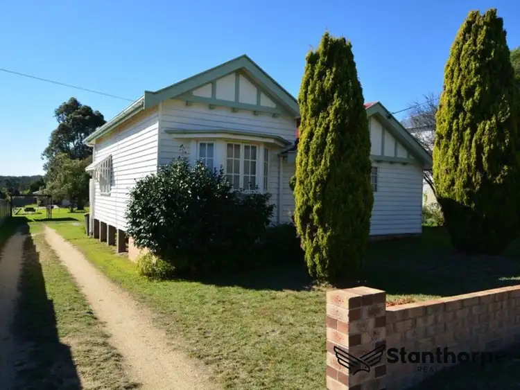 6 Connor Street