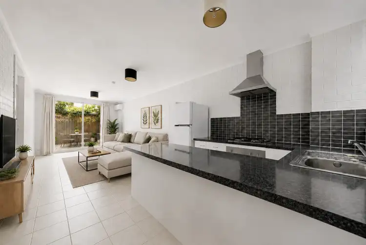 738 Beaufort Street