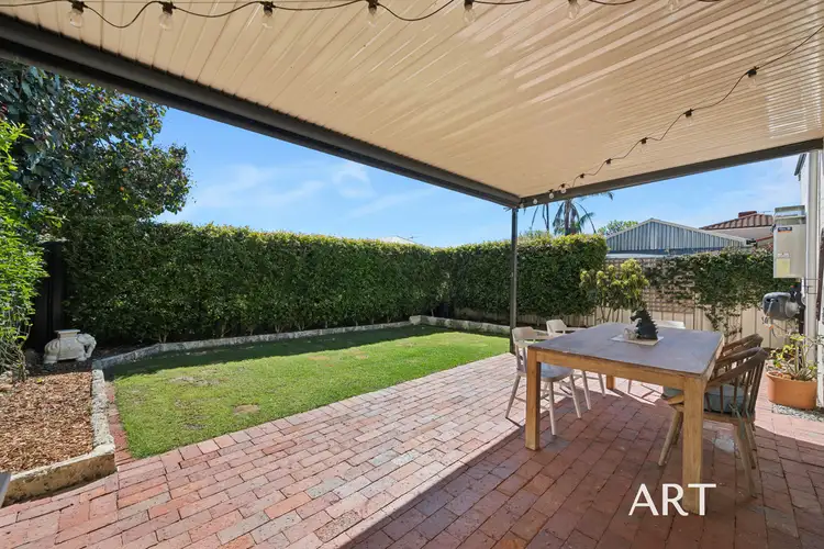 57 Lockhart Street