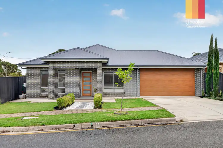 1 Leonis Avenue