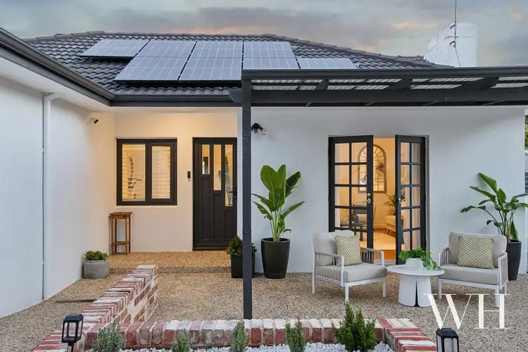3 Redwood Crescent