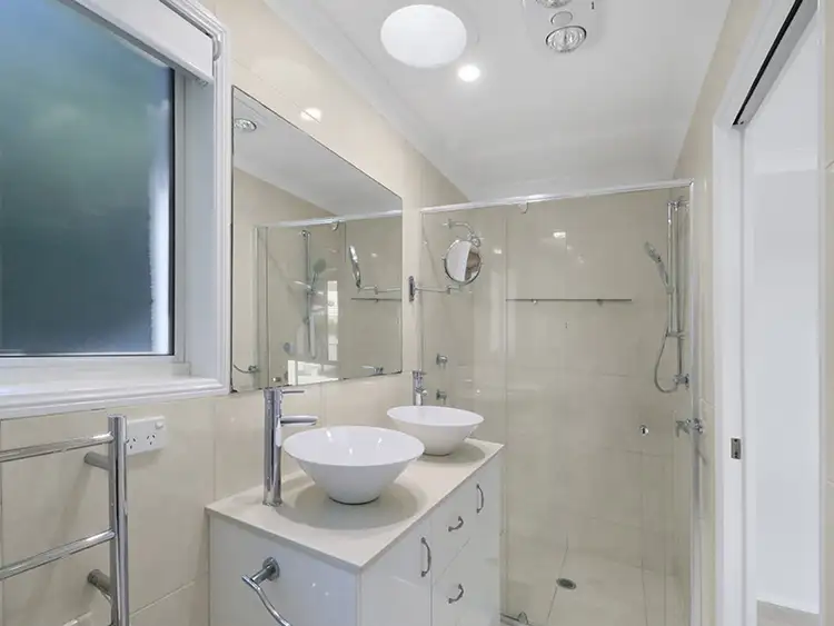 15 Dame Patti Avenue