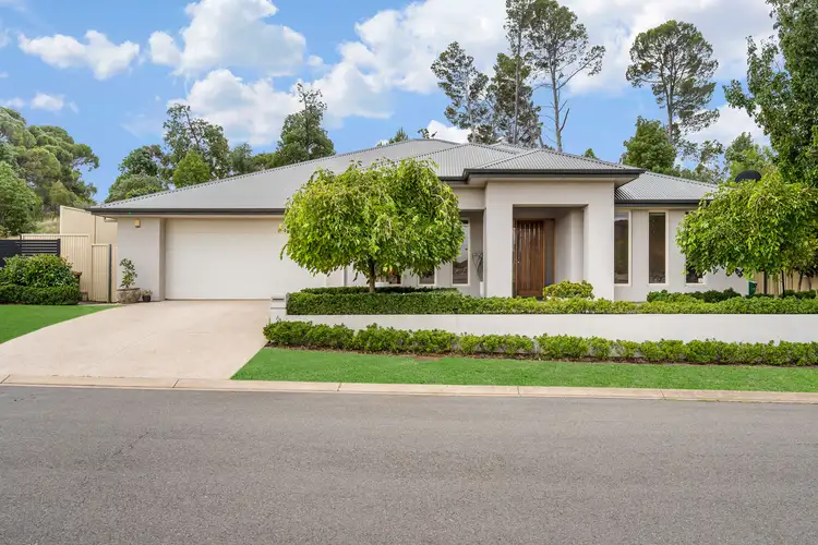 6 Filippo Court