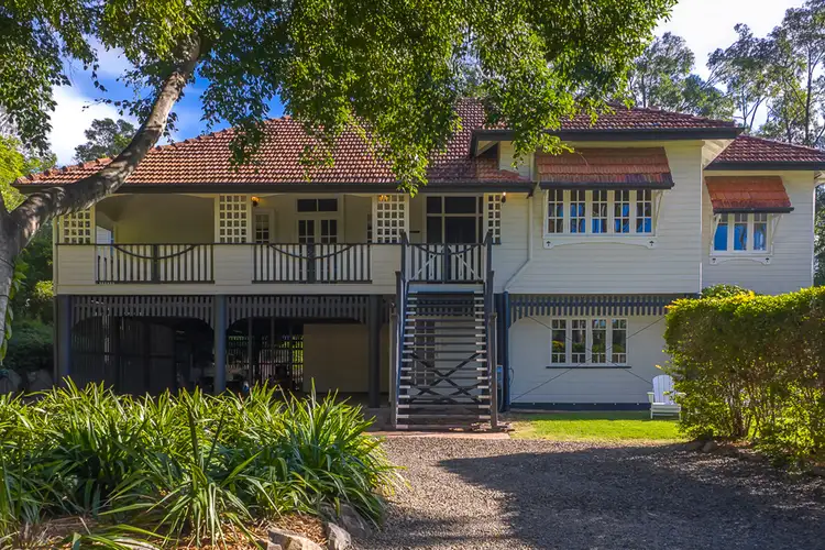 82 Airlie Road