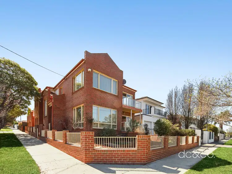 55 Henley Marine Drive
