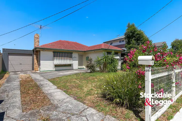 42 Sutherland Street