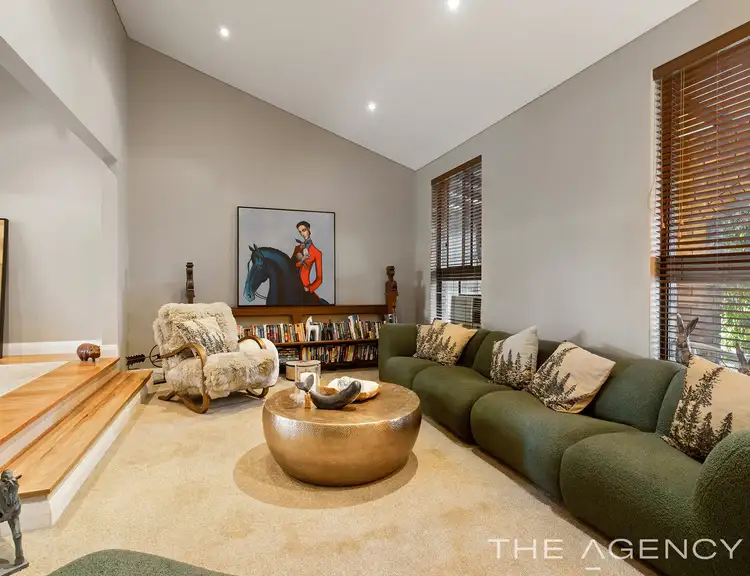 21 Wallangarra Court