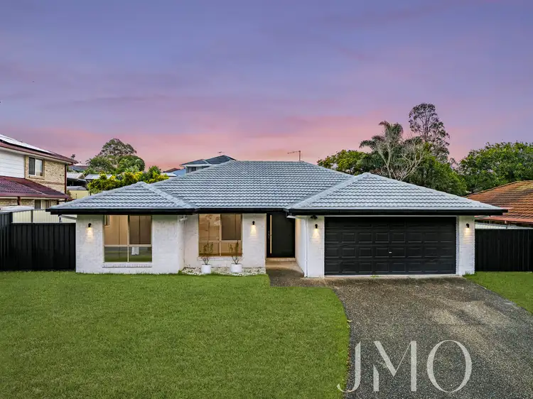 6 Gawain Drive