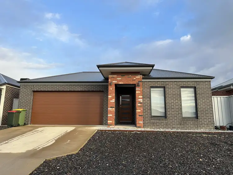 30 Bradbury Lane