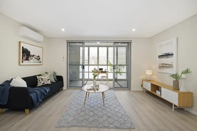 50 Loftus Crescent