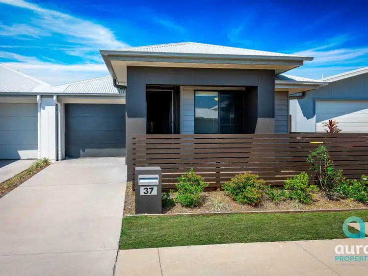 37 Samuel Walker Street