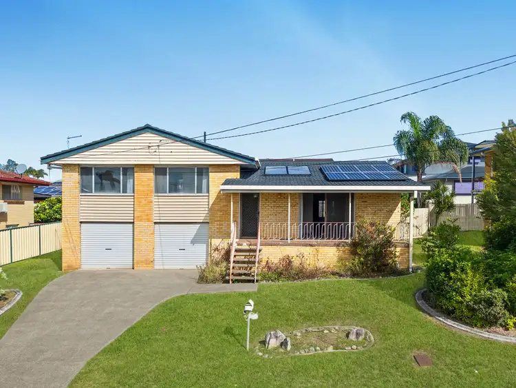 17 Elberta Street
