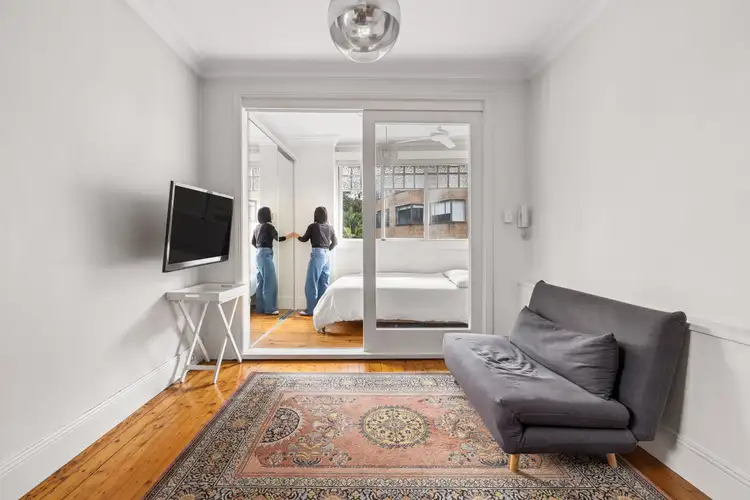 233 Darlinghurst Road